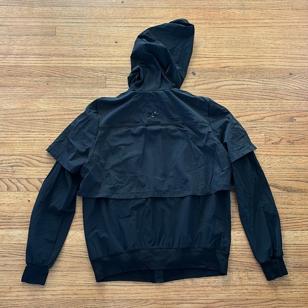 Beyond Yoga Hoodie View 3